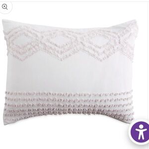 Peri Home NIP Cut Geo Shams Standard size Lilac color